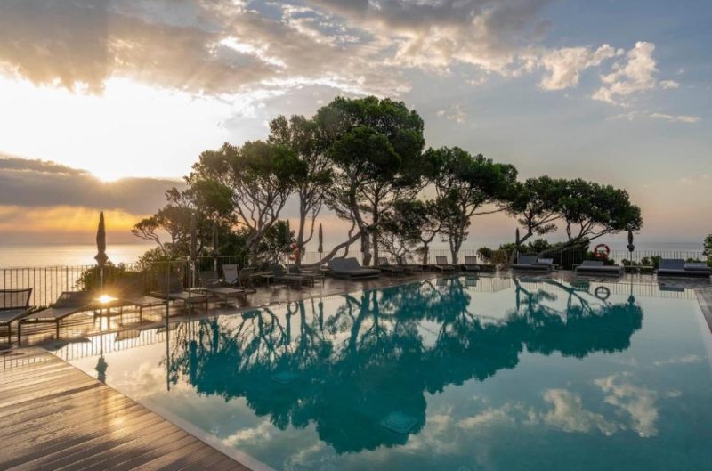 Los 10 Mejores Paradores de España; Parador de Aiguablava