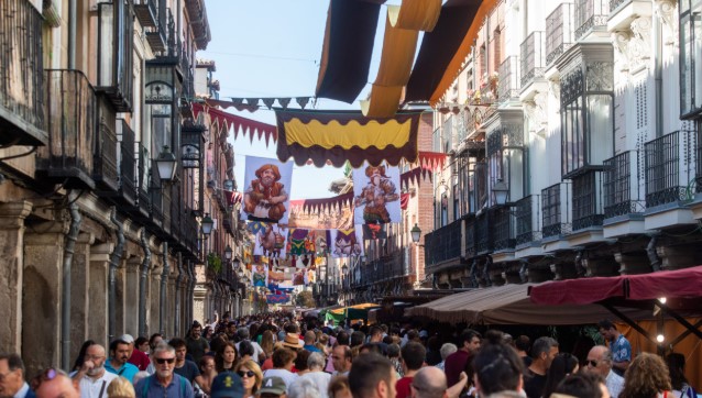 Mejores Destinos Octubre Alcala Henares; Mercado Cervantino