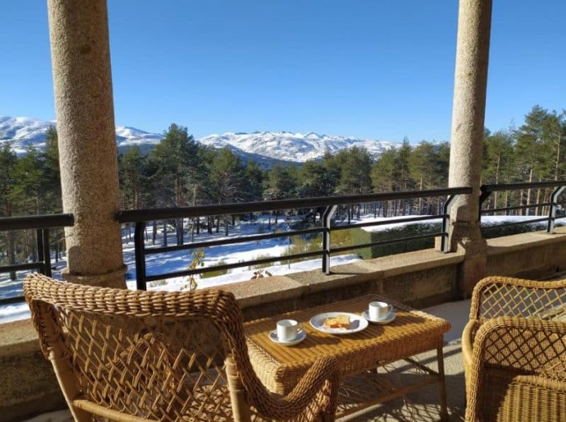 paradores cerca de madrid; parador de gredos