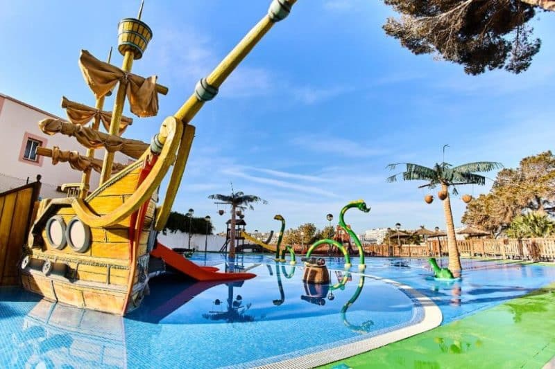 Hoteles con Toboganes; Leonardo Royal Hotel Ibiza Santa Eulalia