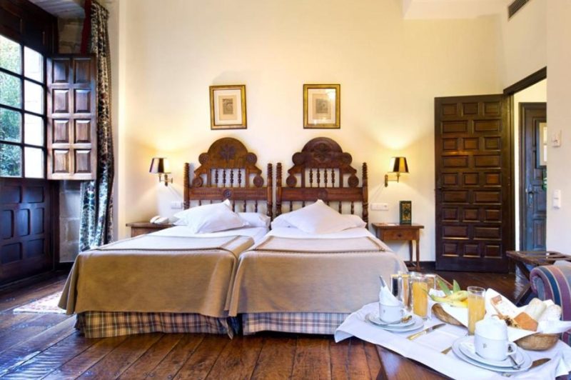 Paradores en Cantabria; Parador Santillana Gil Blas; Hoteles Cantabria
