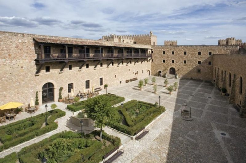 Parador de Sigüenza; Interior Hotel
