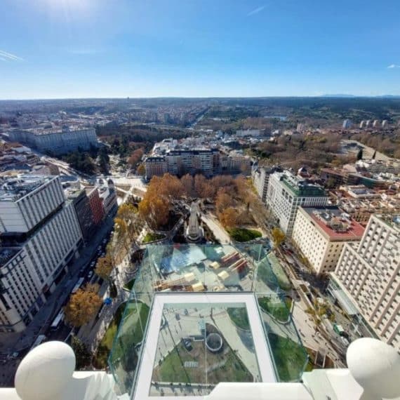 Hotel Riu Plaza España; Terraza Rooftop