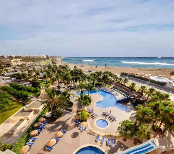 hoteles en salou; hotel gran palas